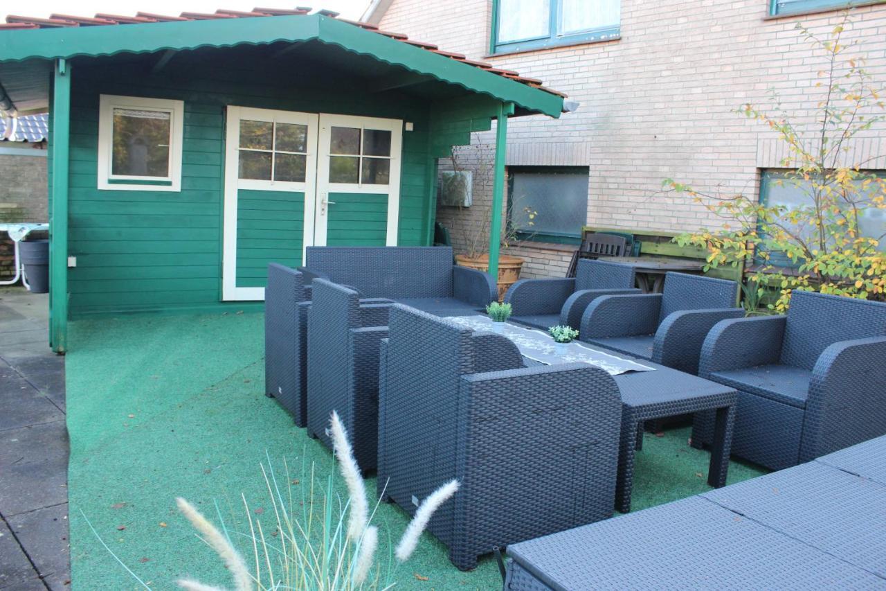 Ferienhaus Abbi Mit Schwimmbad Und Fitness Fur 8 Personen, Strand, Norddeich Apartment Hage Exterior foto